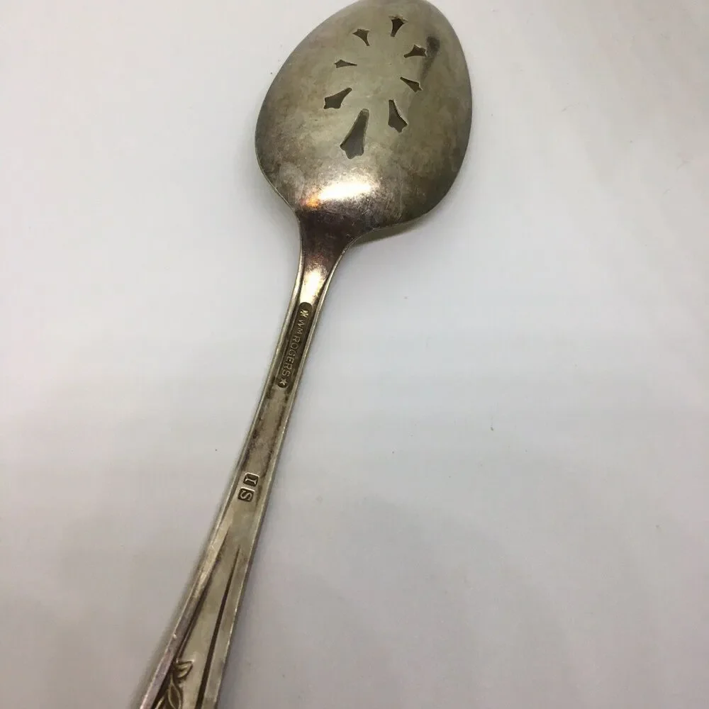 Silver Spoon wm rogers is Marked silverplate flatware Serving Spoon